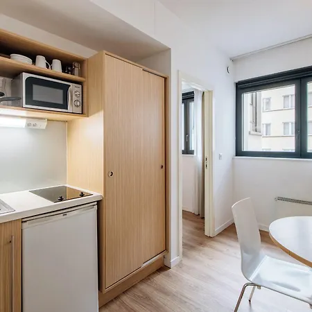 アパートホテル アダージョ アクセス ヨーロッパ アパートホテル 2* ブリュッセル