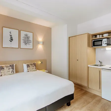 アパートホテル アパートホテル アダージョ アクセス ヨーロッパ アパートホテル 2*