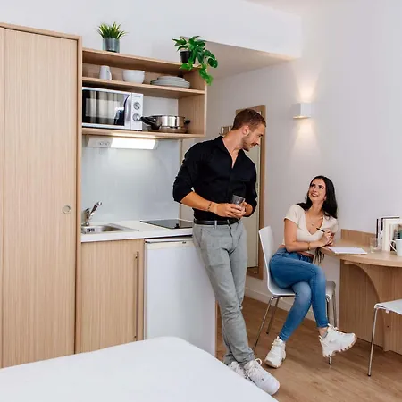 アパートホテル アパートホテル アダージョ アクセス ヨーロッパ アパートホテル