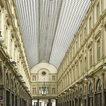 Отель Des Galeries 4*
