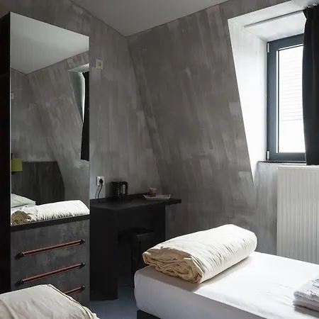 Hostel Brxxl 5 Centre *