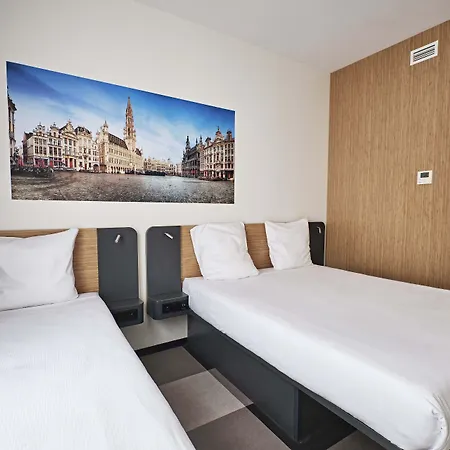 Hotel Easyhotel Centre