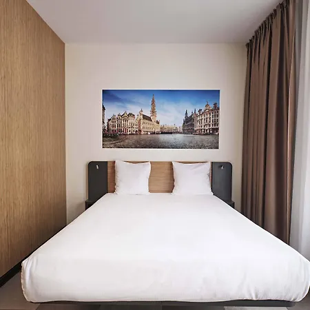 Easyhotel Centre