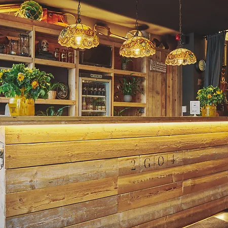 The Legacy By 2go4 Center Hostel