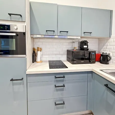 New Self Check In 2 Floor Near Chatelain