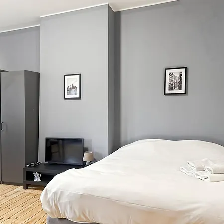 New Self Check In 2 Floor Near Chatelain