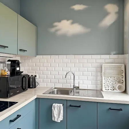 New Self Check In 2 Floor Near Chatelain Apartment