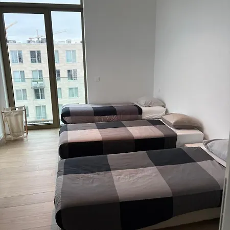 Floor Luxury With Spectacular Water Views Appartement *