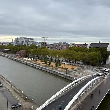 Floor Luxury With Spectacular Water Views Appartement Bruxelles