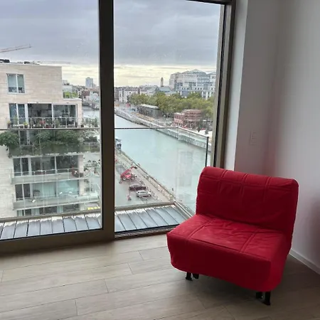 Floor Luxury With Spectacular Water Views Bruxelles
