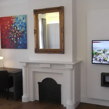 Art De Sejour - Bed & Breakfast Brussel