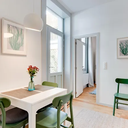 Europea Newton Boutique Residences 3*