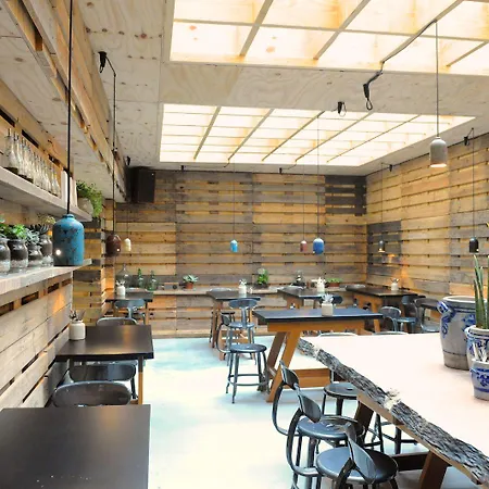 9hotel Chelton Отель 4*