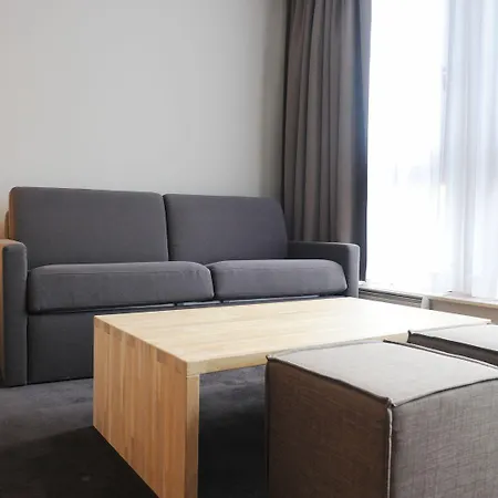 9hotel Chelton 4* Брюссель