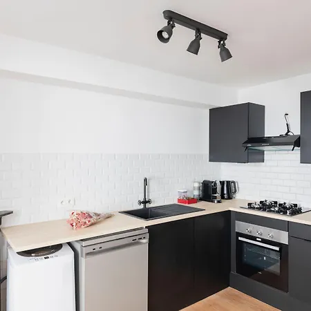 Daire Benit Ixelles Brüksel