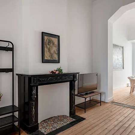 Daire Benit Ixelles