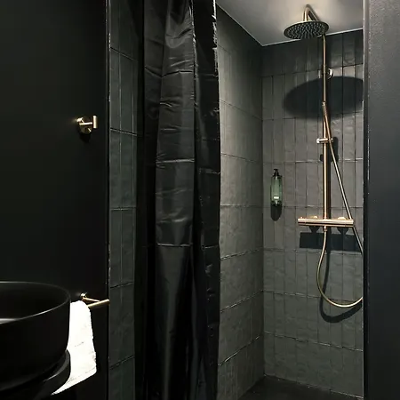 Bed & Breakfast Secret Walls Brusel