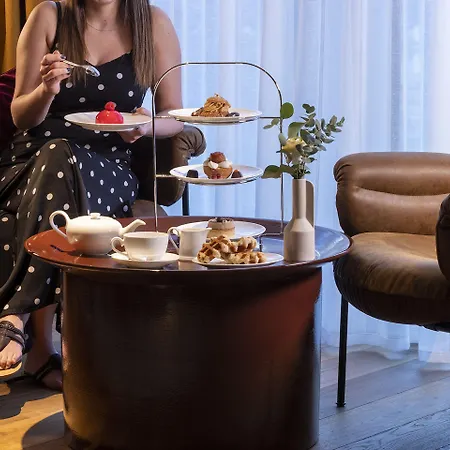 L-avenue فندق بروكسل