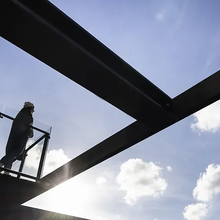 فندق L-avenue 4*