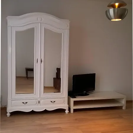 Apartament Almost White, Near Train, Metro N7688 Bruksela