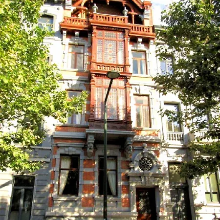 家玛尔庄园住宿加早餐旅馆 4* 布鲁塞尔