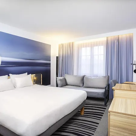 Hotel Novotel Off Grand Place 4*