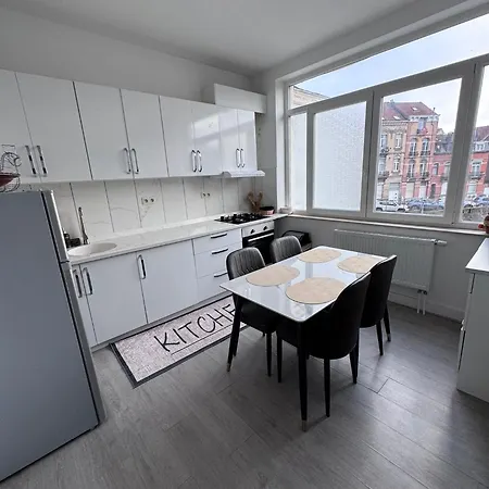 Deux Pres De Atomium Apartament Bruksela