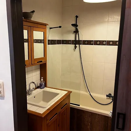 דירה Ground Floor *