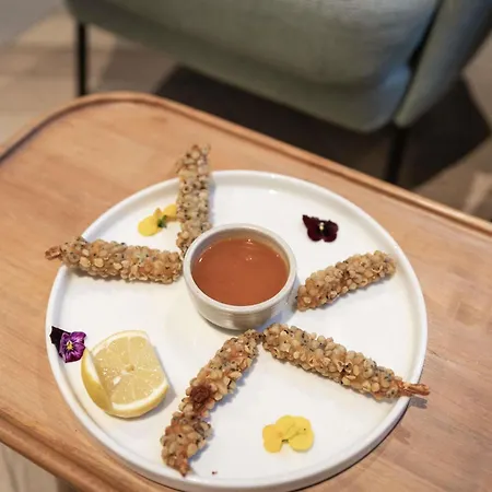 Novotel Off Grand Place Hotel