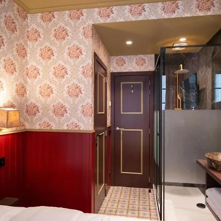 The Place カプセルホテル