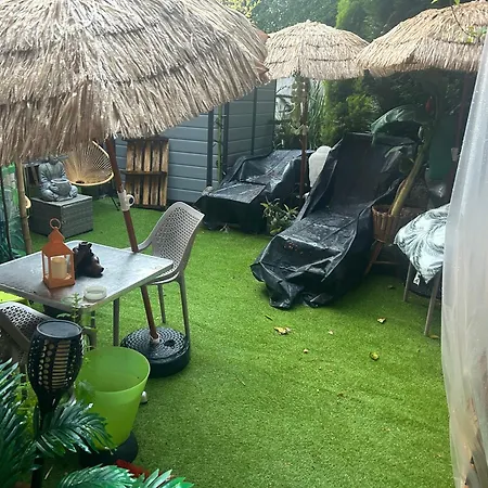 Tropical Nocleg ze śniadaniem Bruksela