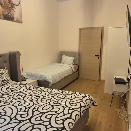 Elegant In Center Of Lejlighed