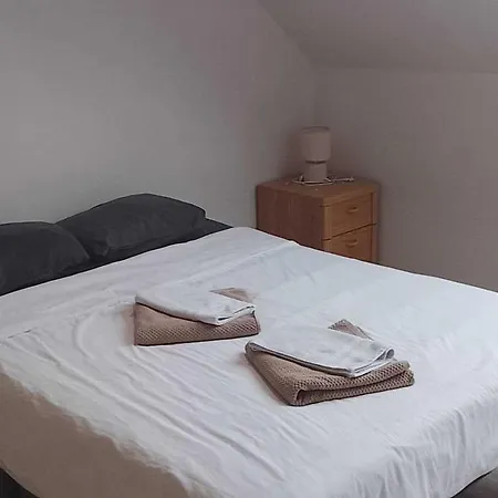 European District Thirteen Apartamento