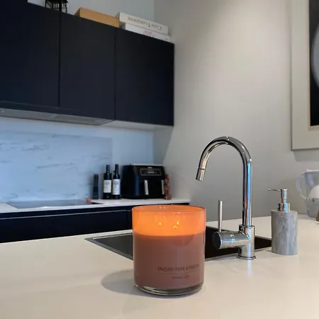 Designer On The Skyline Of ブリュッセル