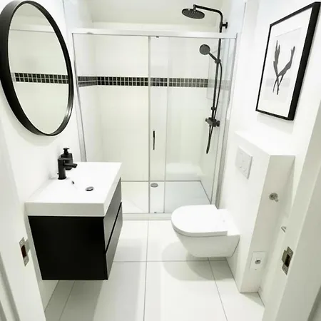 At Universite Libre De Rum i privatbostad Bryssel