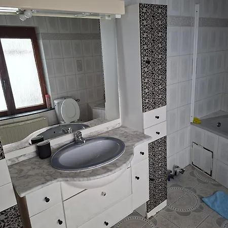 Et Dans Un Immeuble * Βρυξέλλες