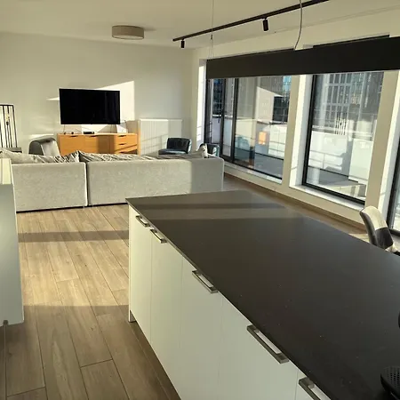 Penthouse Avec Vue Imprenable Sur Lägenhet