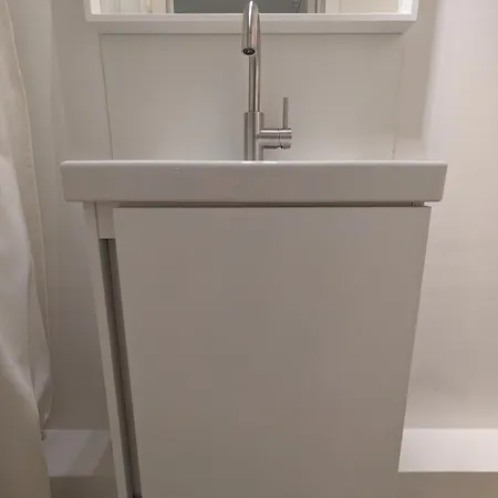 Cozy Nest Basement St Gilles Apartamento *