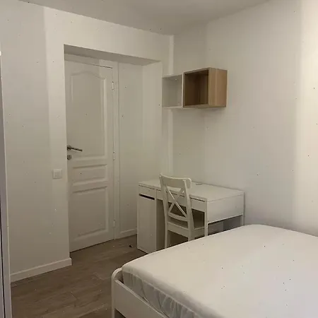 Large 3-bedroom In * Brüsszel