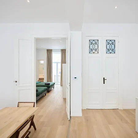 Louise 2 * Bruxelles