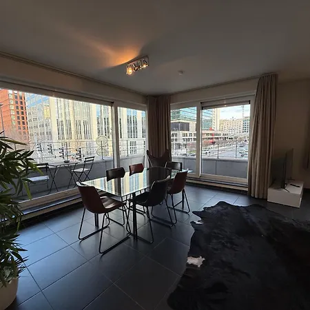 Stunning With 2 Bedrooms - Sleeps 6 아파트