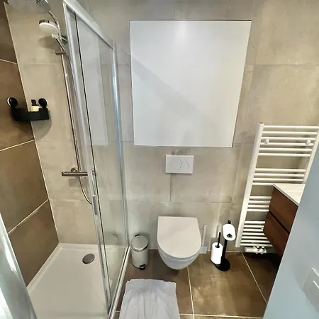 Modern&elegant Near Montgomery