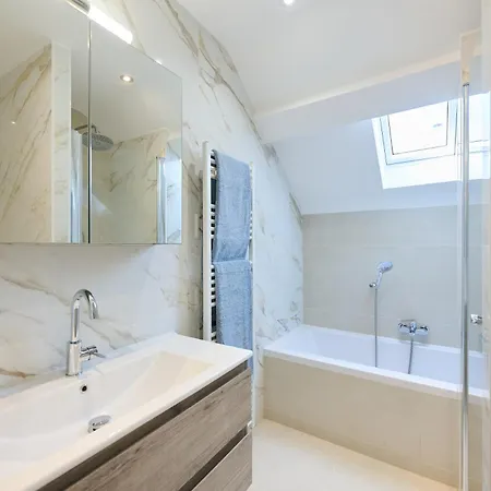 Appartement Toison D'or House 4