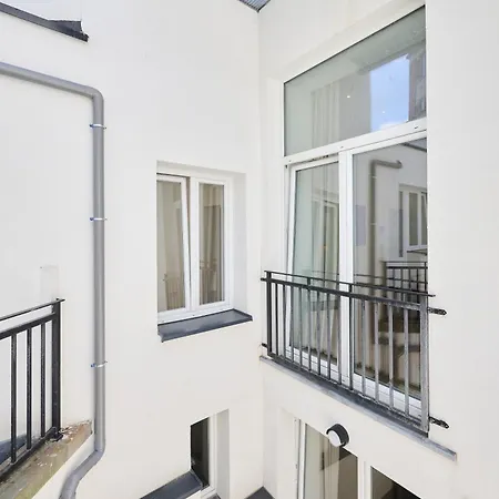 Toison D'or & Saunna 2