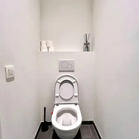 Bright Modern Loft In For 4 * Brüssel