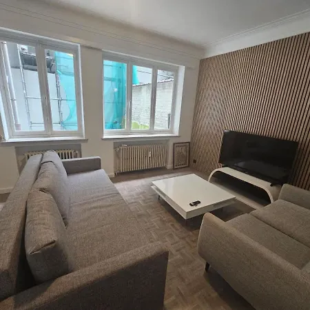 Cozy With Terrace Bryssel