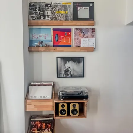 Cosy In Near Chatelain *