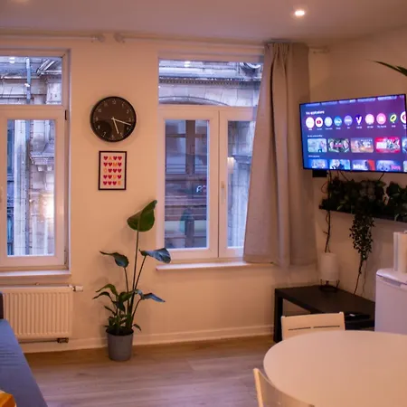 Апартаменты Zoe's World *