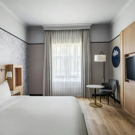 Hotel Marriott Grand Place 4*