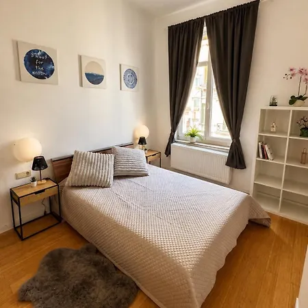The Louise Apartment *